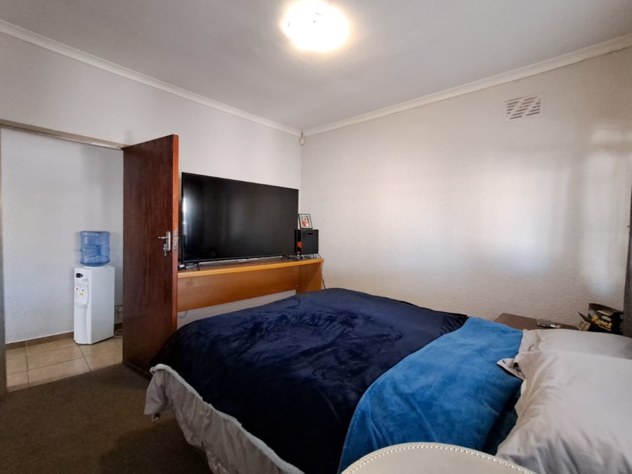 To Let 2 Bedroom Property for Rent in Monte Vista Western Cape